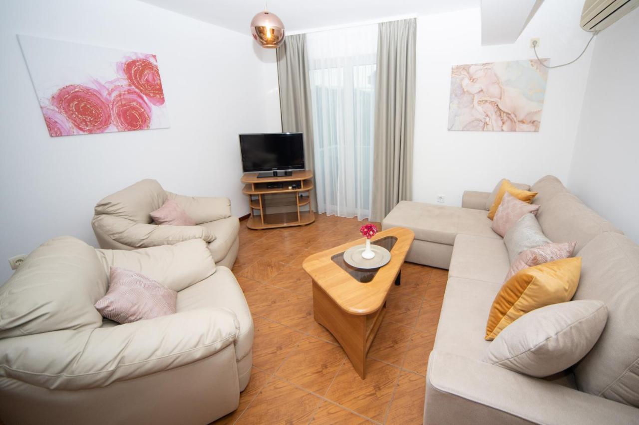 Apartments Adeona Tivat Exterior foto
